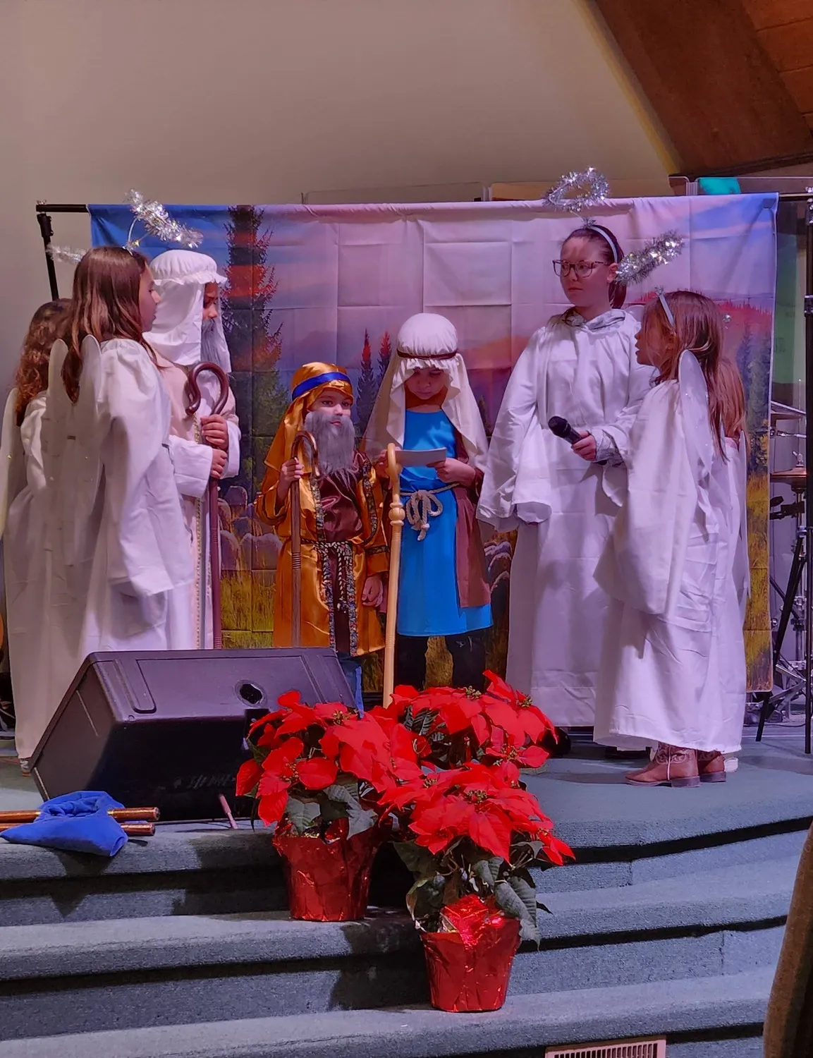 Kids performing in Christmas play at New Life Assembly
